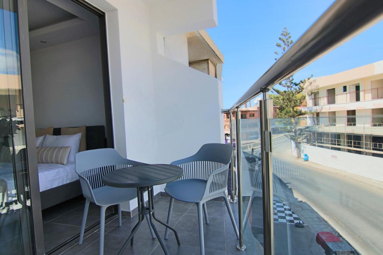 Phaedrus Living: Seaside Luxury Flat Athina 117 Apartment Paphos Bagian luar foto